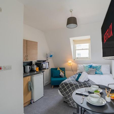 Small Private Studio Rooms In The Heart Of Angel Лондон Екстериор снимка