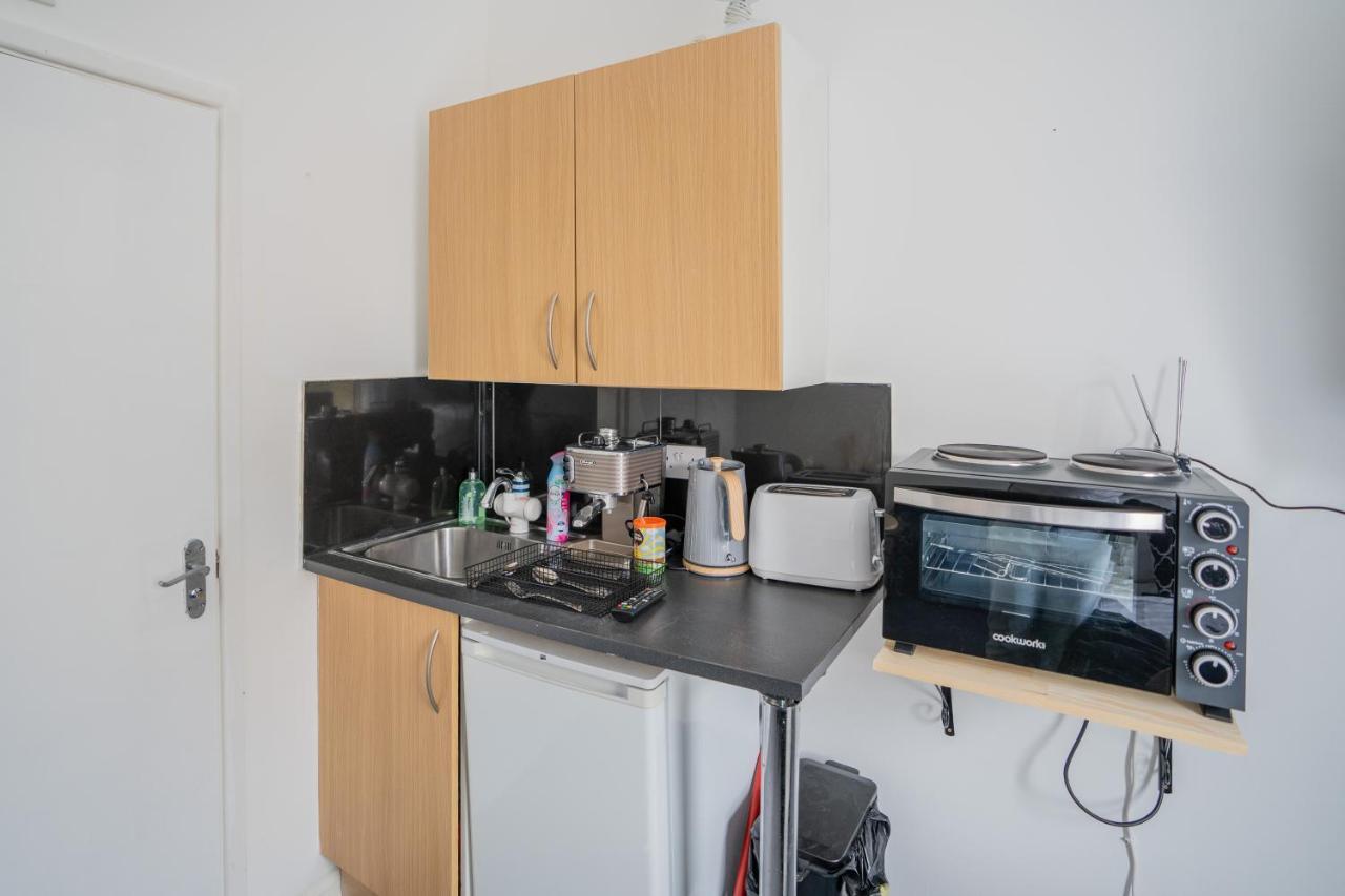 Small Private Studio Rooms In The Heart Of Angel Лондон Екстериор снимка