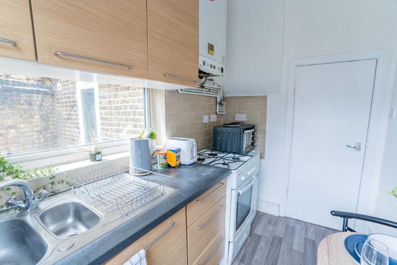 Small Private Studio Rooms In The Heart Of Angel Лондон Екстериор снимка