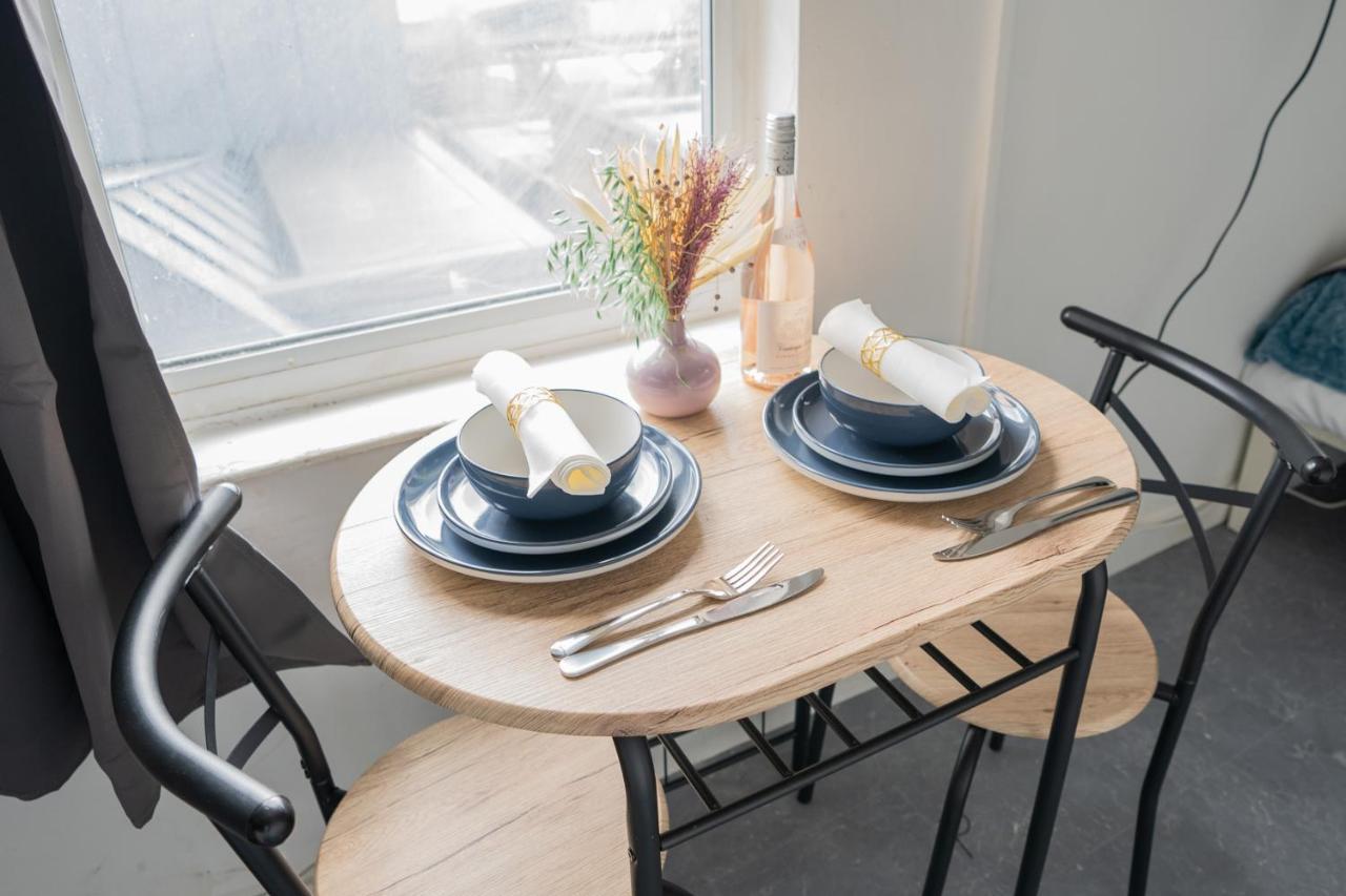 Small Private Studio Rooms In The Heart Of Angel Лондон Екстериор снимка