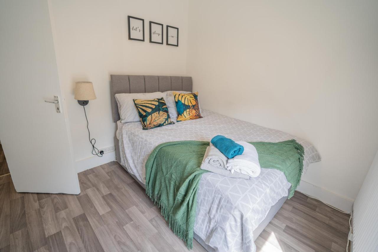 Small Private Studio Rooms In The Heart Of Angel Лондон Екстериор снимка