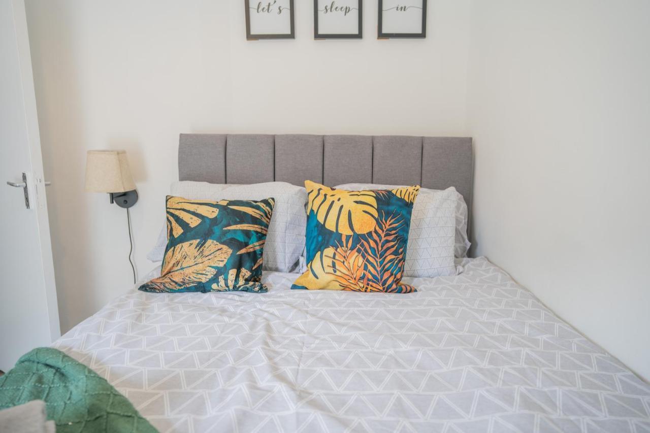 Small Private Studio Rooms In The Heart Of Angel Лондон Екстериор снимка